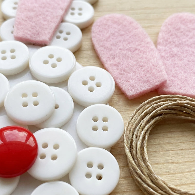 🐰🎨 DIY Easter Button Pendants – Fun, Easy & Perfect for All Ages! 🥕🌸